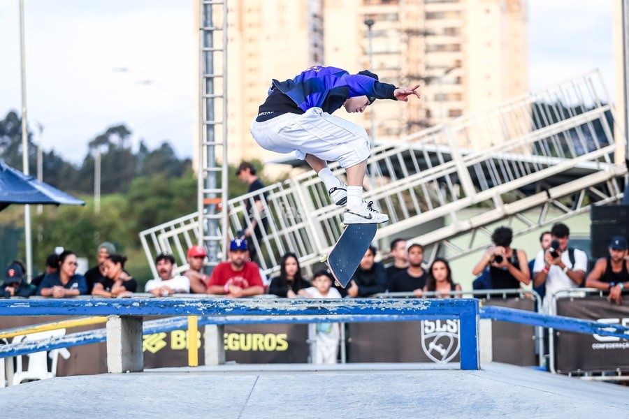 September 27, 2026, Barueri, São Paulo, Brazil: SÃO PAULO (SP), BRAZIL – SEPTEMBER 27: Pedro Motta during his run in the final of the Banco do Brasil Professional Skateboarding Circuit (men's street category) on the afternoon of Sunday, September 26, 2026, at the Parque da Juventude skatepark in…