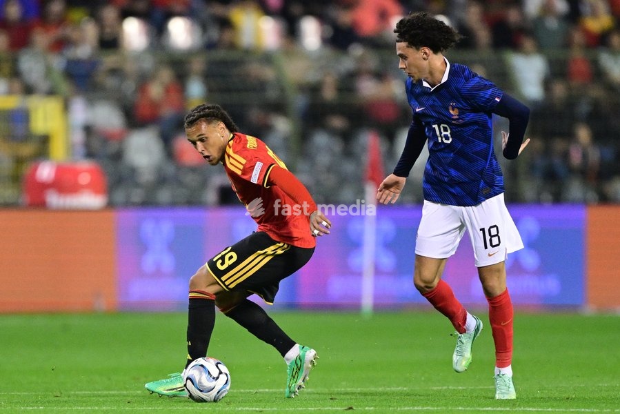 Belgium's Diego Moreira Da Silva and France's Maghnes Akliouche pictured during a soccer game between Belgian national team Red Devils and France, on Monday 28 September 2026 in Brussels, the second game of the UEFA Nations League group stage