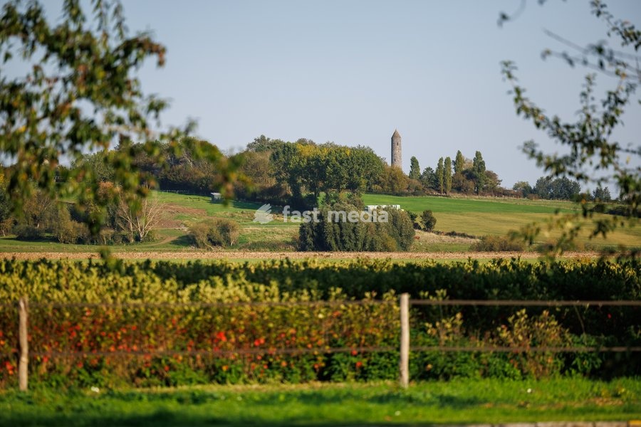 This image shows a visit to Agriton aronia berry farm in Mesen, on his final day as West-Flanders province governor on Tuesday 29 September 2026