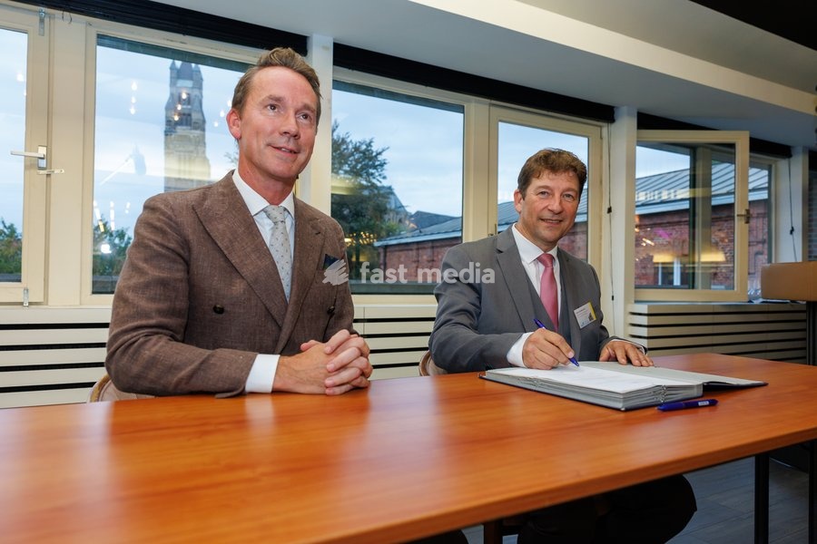 Flemish Minister for Agriculture and Environment Jo Brouns and N-VA's Jan Jambon pictured during the oath taking ceremony as acting governor of West Flanders, on Wednesday 30 September 2026, in Brugge