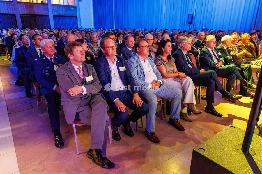 This image shows the oath taking ceremony as acting governor of West Flanders, on Wednesday 30 September 2026, in Brugge