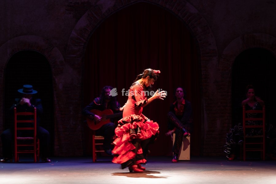 The cast of Flamenc Oh!! perform at the Peacock Theatre, London, UK, on 30 September 2026. The new dance comedy by Spanish theatre company Yllana, co-produced with Sadler's Wells, combines world-class flamenco with physical theatre and visual humour in an irreverent tribute to the traditional art…