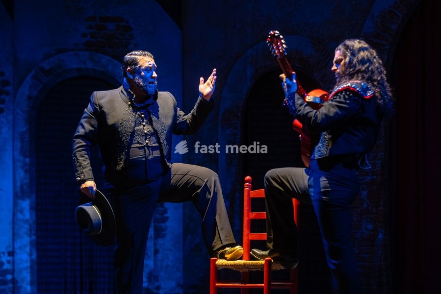 The cast of Flamenc Oh!! perform at the Peacock Theatre, London, UK, on 30 September 2026. The new dance comedy by Spanish theatre company Yllana, co-produced with Sadler's Wells, combines world-class flamenco with physical theatre and visual humour in an irreverent tribute to the traditional art…