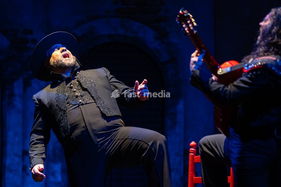 The cast of Flamenc Oh!! perform at the Peacock Theatre, London, UK, on 30 September 2026. The new dance comedy by Spanish theatre company Yllana, co-produced with Sadler's Wells, combines world-class flamenco with physical theatre and visual humour in an irreverent tribute to the traditional art…