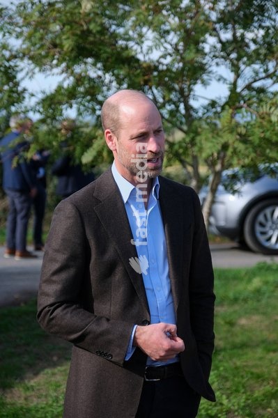 Britain's Prince William speaks with Harry Davies (not pictured), the incoming tenant of the Duchy of Cornwall's first regenerative Farm Business Tenancy, during a visit to examine the role of regenerative farming in climate resilience in Hereford, Britain, October 1, 2026