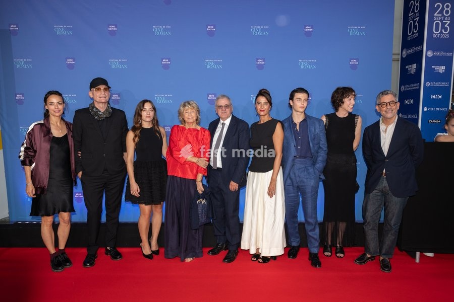 Members of the CinéRoman jury in Nice: Bérénice Bejo, Danièle Thompson, Jury President Daniel Auteuil, Sara Giraudeau, Luàna Bajrami, Malik Frikah, Vanessa Schneider, Manu Payet, and Gaëtan Roussel, Pathé Gare du Sud, Nice, France