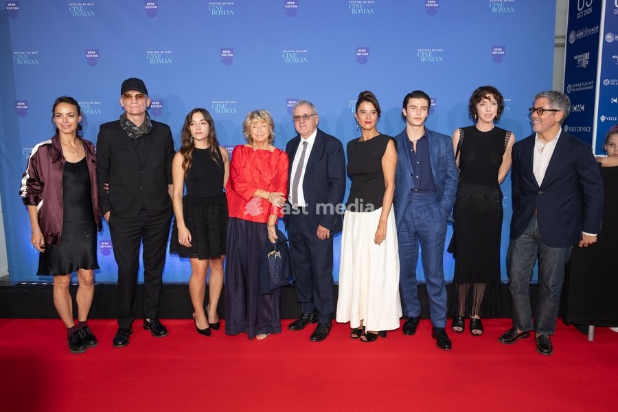 Members of the CinéRoman jury in Nice: Bérénice Bejo, Danièle Thompson, Jury President Daniel Auteuil, Sara Giraudeau, Luàna Bajrami, Malik Frikah, Vanessa Schneider, Manu Payet, and Gaëtan Roussel, Pathé Gare du Sud, Nice, France