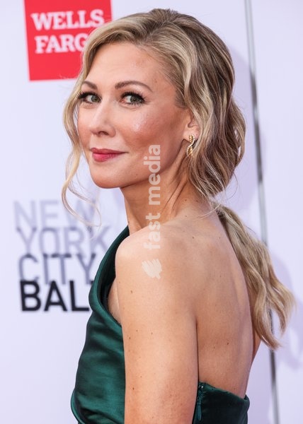 MANHATTAN, NEW YORK CITY, NEW YORK, USA - OCTOBER 01: Desi Lydic wearing Pamella Roland FW26 RTW, styled by Jessica Paster arrives at the New York City Ballet 2026 Fall Fashion Gala held at the David H. Koch Theater at the Lincoln Center for the Performing Arts on October 1, 2026 in Manhattan, New…