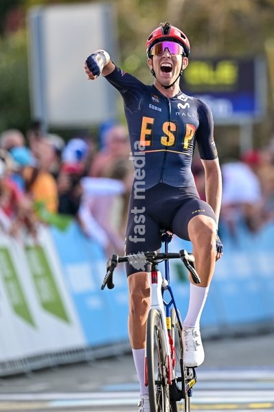 Spanish Hector Alvarez Martinez celebrates as he crosses the finish line to win the Men U23 Road Race race (141,8km) at the cycling UEC Road European Championships, in Ljubljana, Slovenia Friday 2 October 2026. The UEC Road European Championships are taking place from 02 to 07 October in Ljubljana,…