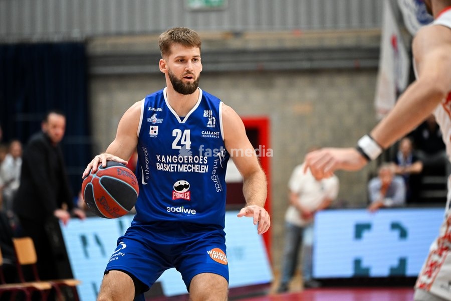 Mechelen's Davids Viksne pictured in action during a basketball match between Limburg United and Kangoeroes Mechelen, Friday 2 October 2026, in Hasselt, on the first game in Belgium of the 'BNXT League' Belgian/ Dutch first division basket championship 2026-2027