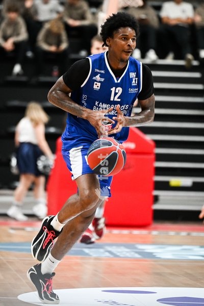 Mechelen's Jalen Hampton pictured in action during a basketball match between Limburg United and Kangoeroes Mechelen, Friday 2 October 2026, in Hasselt, on the first game in Belgium of the 'BNXT League' Belgian/ Dutch first division basket championship 2026-2027