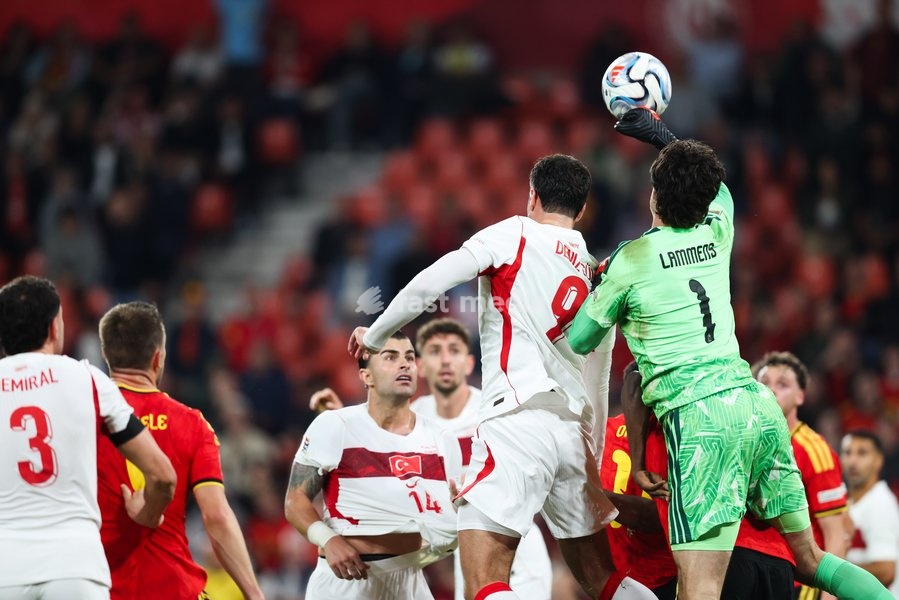 Belgium's goalkeeper Senne Lammens pictured during a soccer game between Belgian national team Red Devils and Turkey, on Friday 2 October 2026 in Liege, the third game of the UEFA Nations League group stage