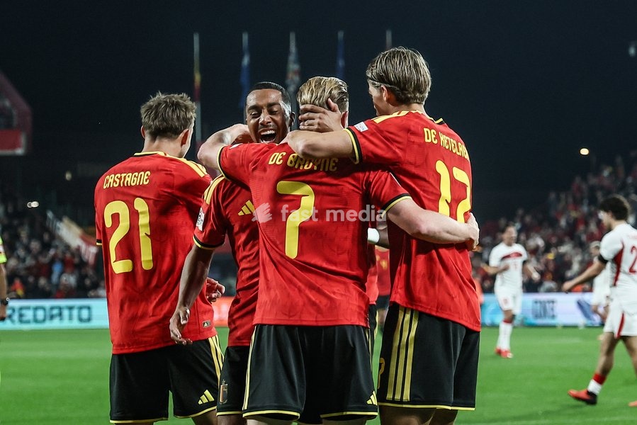 Belgium's Timothy Castagne; Belgium's Youri Tielemans; Belgium's Kevin De Bruyne and Belgium's Charles De Ketelaere pictured during a soccer game between Belgian national team Red Devils and Turkey, on Friday 2 October 2026 in Liege, the third game of the UEFA Nations League group stage