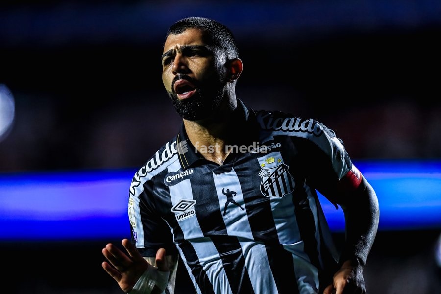 October 2, 2026, São Paulo, São Paulo, Brazil: SÃO PAULO (SP), BRAZIL – OCTOBER 2: Santos player Gabriel Barbosa celebrates his goal during the match between São Paulo and Santos in the 2026 Brazilian Championship at Morumbis Stadium in São Paulo (SP), Brazil, on Friday, October 2, 2026
