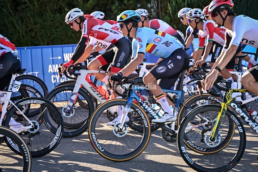 Belgium's Vic De Smet is pictured in action during the Men juniors Road Race race (110,5 km) at the cycling UEC Road European Championships, in Ljubljana, Slovenia Saturday 3 October 2026. The UEC Road European Championships are taking place from 02 to 07 October in Ljubljana, Slovenia