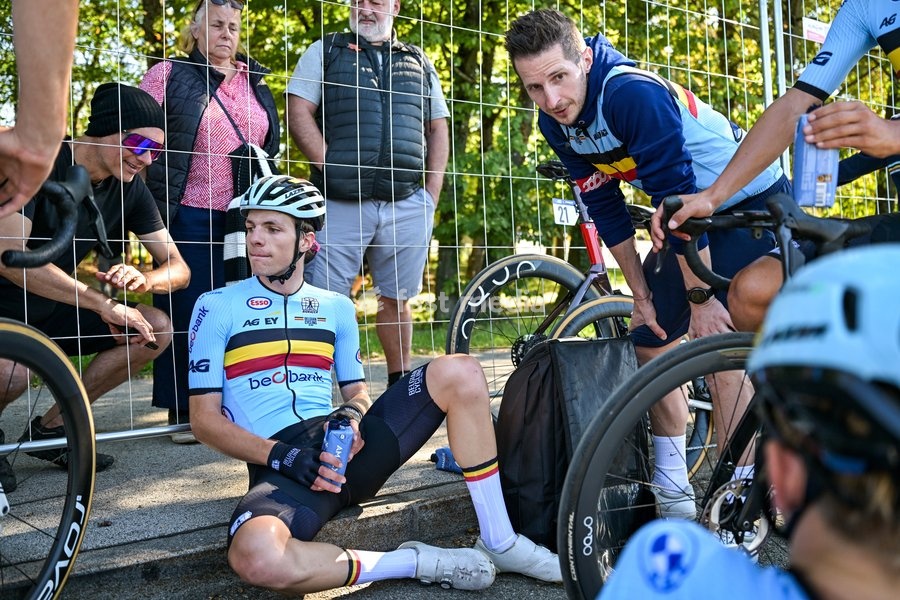 Belgium's Emil Siegers looks dejected after the Men juniors Road Race race (110,5 km) at the cycling UEC Road European Championships, in Ljubljana, Slovenia Saturday 3 October 2026. The UEC Road European Championships are taking place from 02 to 07 October in Ljubljana, Slovenia