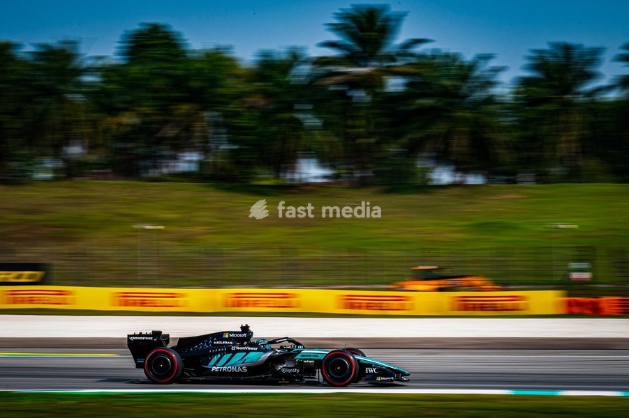George Russell (GBR) - Mercedes-AMG PETRONAS F1 Team during Qualifying of Saturday of Formula 1 Gulf Air Bahrain Grand Prix in Malaysia 2026 at Sepang International Circuit in Sepang, Malaysia. Round 16 of 23 of the 2026 FIA Formula One World Championship, held October 2-4, 2026. The race was…