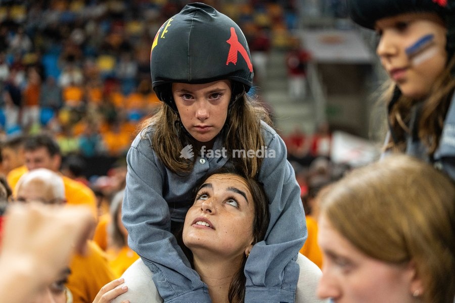 Members of the Tirallongues de Manresa colla during the Concurs de Castells competition in Tarragona, Spain, on October 3, 2026