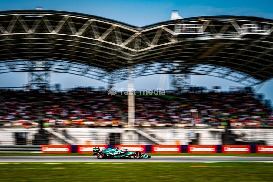 Fernando Alonso (ESP) - Aston Martin Aramco F1 Team during Qualifying of Saturday of Formula 1 Gulf Air Bahrain Grand Prix in Malaysia 2026 at Sepang International Circuit in Sepang, Malaysia. Round 16 of 23 of the 2026 FIA Formula One World Championship, held October 2-4, 2026. The race was…