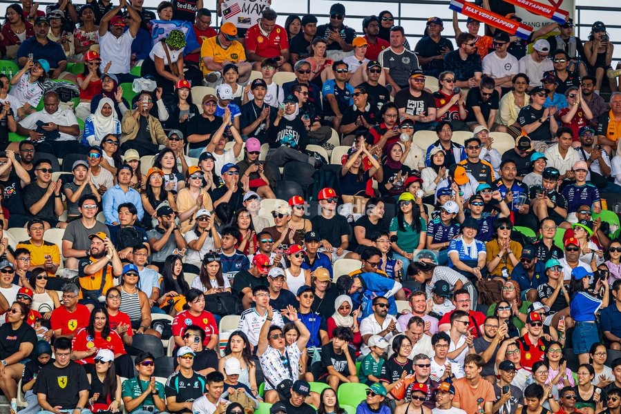 F1 Supporters during Qualifying of Saturday of Formula 1 Gulf Air Bahrain Grand Prix in Malaysia 2026 at Sepang International Circuit in Sepang, Malaysia. Round 16 of 23 of the 2026 FIA Formula One World Championship, held October 2-4, 2026. The race was relocated from Bahrain to Malaysia and held…
