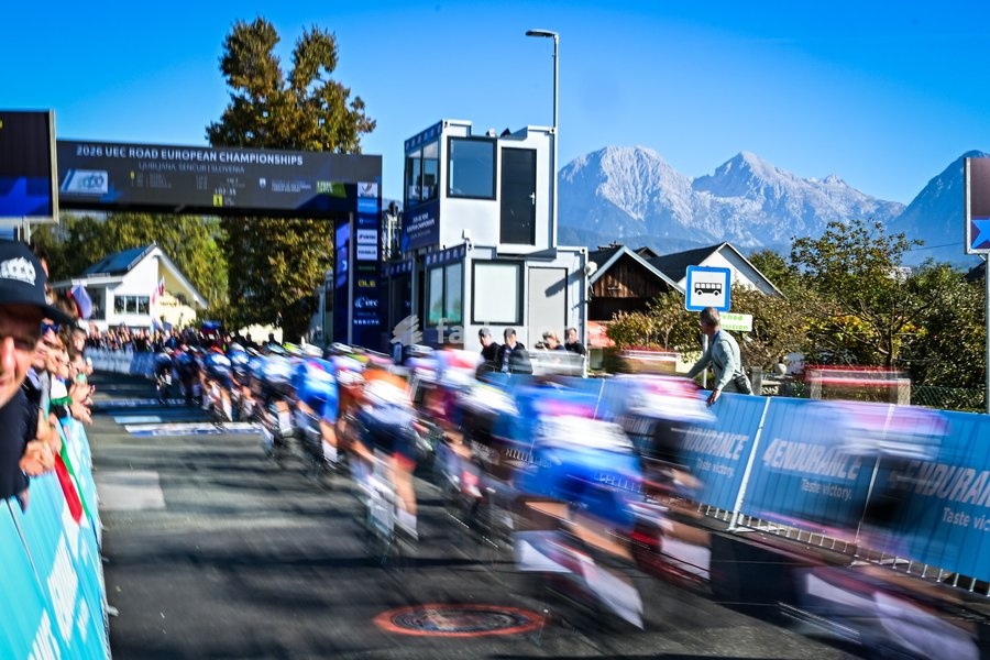 The pack of riders pictured in action during the junior women Road Race race (66,3 km) at the cycling UEC Road European Championships, in Ljubljana, Slovenia Sunday 4 October 2026. The UEC Road European Championships are taking place from 02 to 07 October in Ljubljana, Slovenia