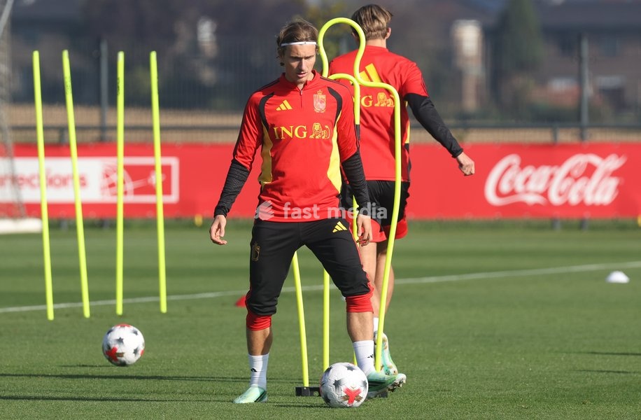 Belgium's Mika Godts pictured during a training session of the Red Devils, the Belgian national soccer team, at the national training center in Tubize, Sunday 4 October 2026. The team is preparing for their game against France on Monday, their fourth game in the UEFA Nations League competition