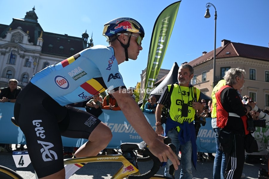 Belgium's Remco Evenepoel pictured ahead of the elite men Road Race race (196,2 km) at the cycling UEC Road European Championships, in Ljubljana, Slovenia Sunday 4 October 2026. The UEC Road European Championships are taking place from 02 to 07 October in Ljubljana, Slovenia
