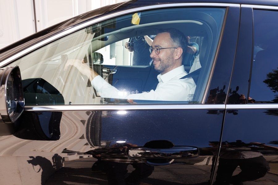 Vice-prime minister and Minister of Foreign Affairs Maxime Prevot arrives for a meeting of the Federal Government on the budget for 2027, Sunday 4 October 2026 in Brussels