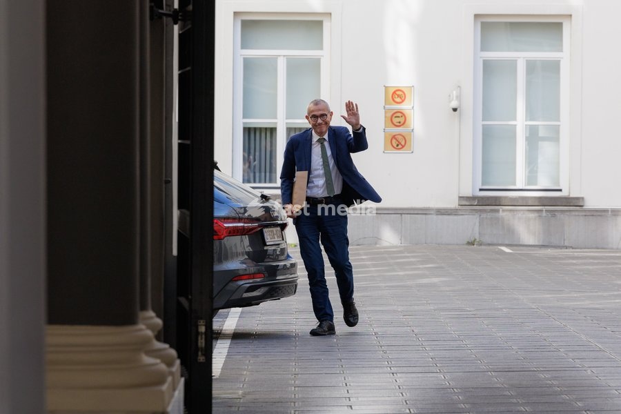 Vice-prime minister and minister and minister of Public Health and Social Affairs Frank Vandenbroucke arrives for a meeting of the Federal Government on the budget for 2027, Sunday 4 October 2026 in Brussels