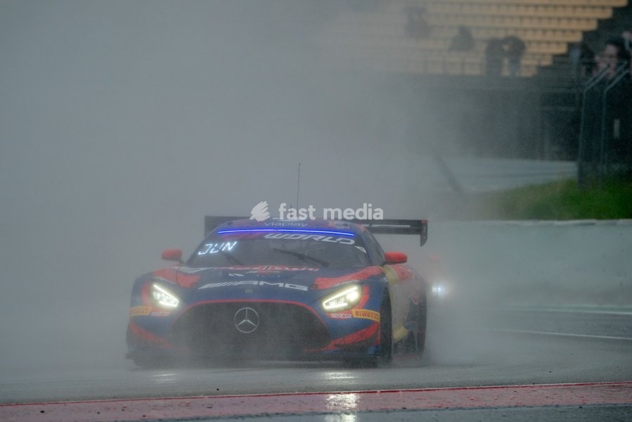 GT World Challenge Europe Sprint Cup 2026, Barcelona, Spain - Race Saturday, Circuit de Barcelona - Catalunya - #3 Dani JUNCADELLA (SPA) - Chris LULHAM (GBR) - Mercedes - AMG Team Verstappen Racing