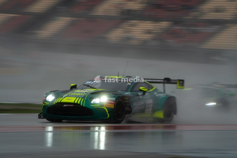 GT World Challenge Europe Sprint Cup 2026, Barcelona, Spain - Race Saturday, Circuit de Barcelona - Catalunya - #007 Kobe PAUWELS(BEL) - Nicki THIIM (DEN) -Comtoyou Racing