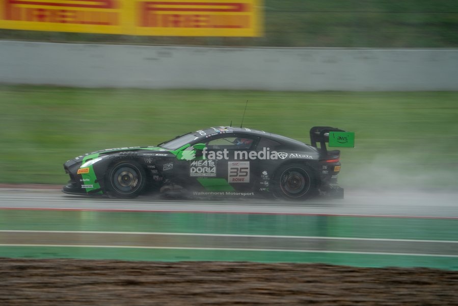 GT World Challenge Europe Sprint Cup 2026, Barcelona, Spain - Race Saturday, Circuit de Barcelona - Catalunya - #35 Gaspard SIMON (FRA) -Maxime ROBIN (FRA) - Walkenhorst Motorsport