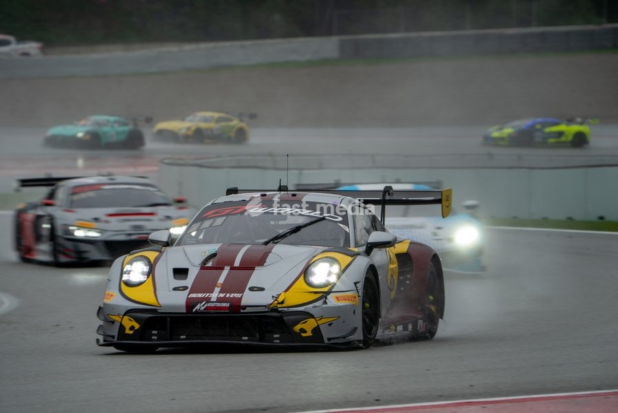 GT World Challenge Europe Sprint Cup 2026, Barcelona, Spain - Race Saturday, Circuit de Barcelona - Catalunya - #2 Sven MÜLLER (GER) - Dorian BOCCOLACCI (ITA) - Boutsen VDS