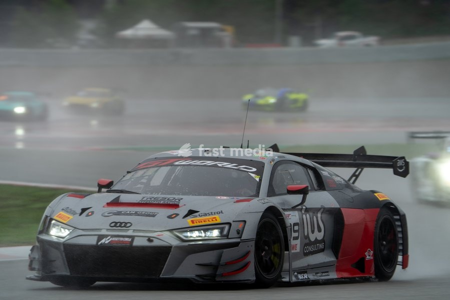 GT World Challenge Europe Sprint Cup 2026, Barcelona, Spain - Race Saturday, Circuit de Barcelona - Catalunya - #99 Dylan PEREIRA (NDL) - Alex AKA (GER) - Tresor Attempto Racing