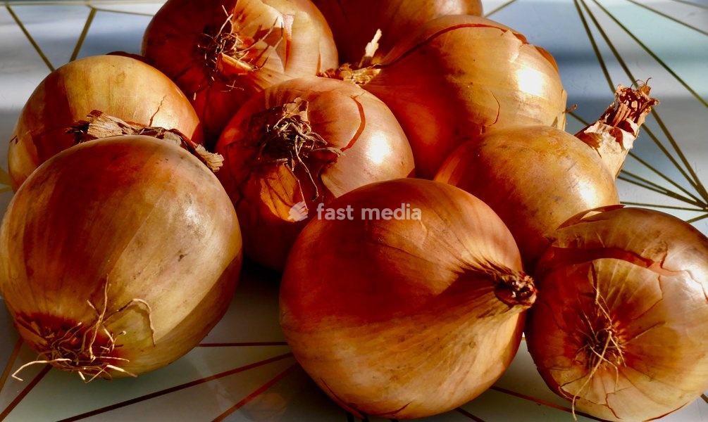 Onions. The UK onion harvest for 2026 was severely affected by drought and extreme heat, described by the British Onion Producers' Association as its "most challenging season ever”. Crops finished up to a month early as extreme heat (over 28°C) caused plants to shut down. Irrigation failed to save…