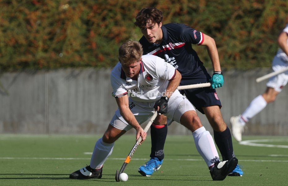Dragon’s Victor Wegnez fights for the ball during a hockey game between Royal Leopold Club and KHC Dragons on Sunday 4 October 2026 in Brussels, on day 4 of the Belgian first division hockey championship