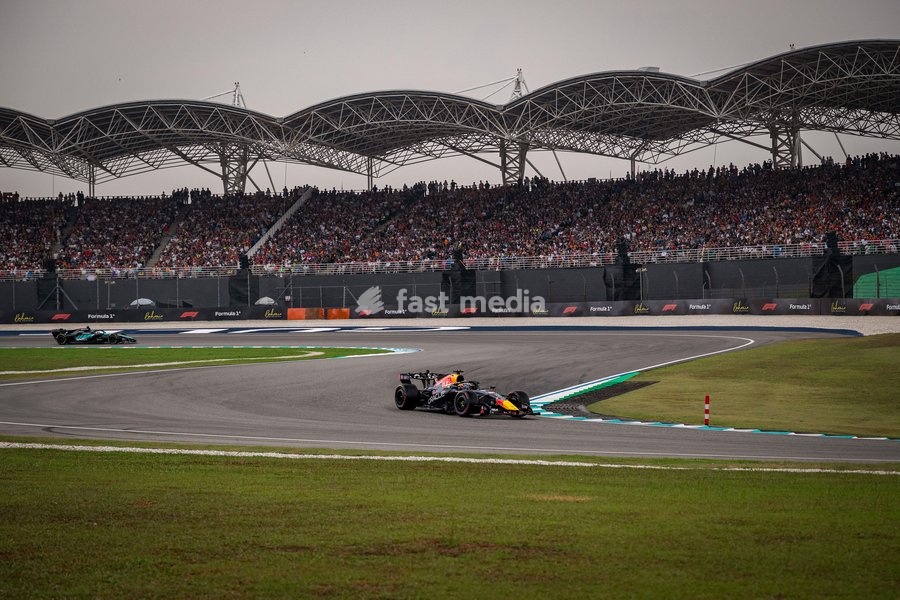Max Verstappen (NED) - Oracle Red Bull Racing during the Race of Formula 1 Gulf Air Bahrain Grand Prix in Malaysia 2026 at Sepang International Circuit in Sepang, Malaysia. Round 16 of 23 of the 2026 FIA Formula One World Championship, held October 2-4, 2026. The race was relocated from Bahrain to…