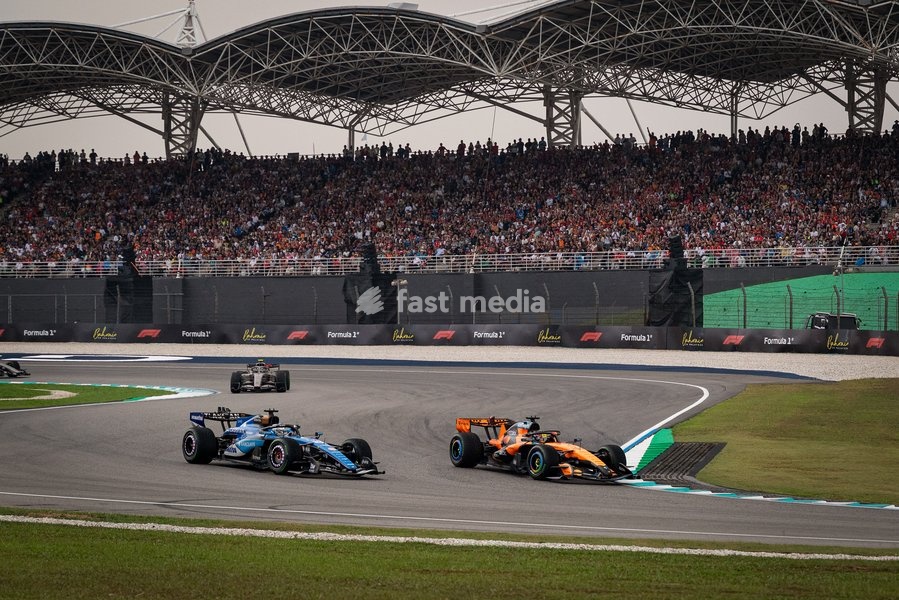Oscar Piastri (AUS) - McLaren Mastercard F1 Team during the Race of Formula 1 Gulf Air Bahrain Grand Prix in Malaysia 2026 at Sepang International Circuit in Sepang, Malaysia. Round 16 of 23 of the 2026 FIA Formula One World Championship, held October 2-4, 2026. The race was relocated from Bahrain…