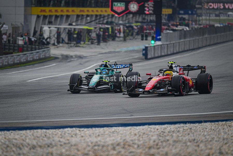 Lewis Hamilton (GBR) - Scuderia Ferrari HP during the Race of Formula 1 Gulf Air Bahrain Grand Prix in Malaysia 2026 at Sepang International Circuit in Sepang, Malaysia. Round 16 of 23 of the 2026 FIA Formula One World Championship, held October 2-4, 2026. The race was relocated from Bahrain to…