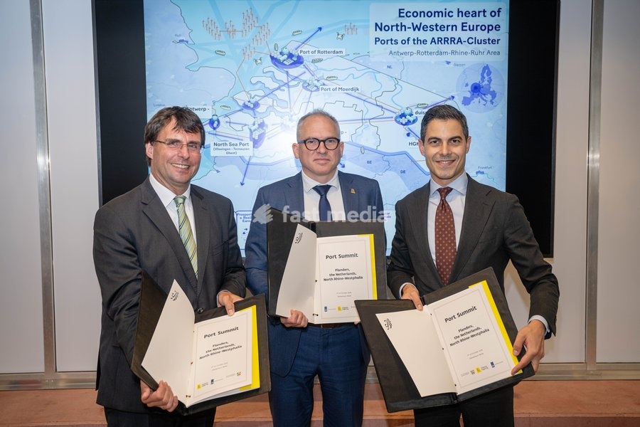 North Rhine-Westphalia·s Finance Minister Marcus Optendrenk; Flemish Minister-President Matthias Diependaele and Dutch Prime Minister Rob Jetten pose for the photographer at the High Level Haventop (Harbor Summit) on the future of European ports and industry, organized by Flanders, the Netherlands…