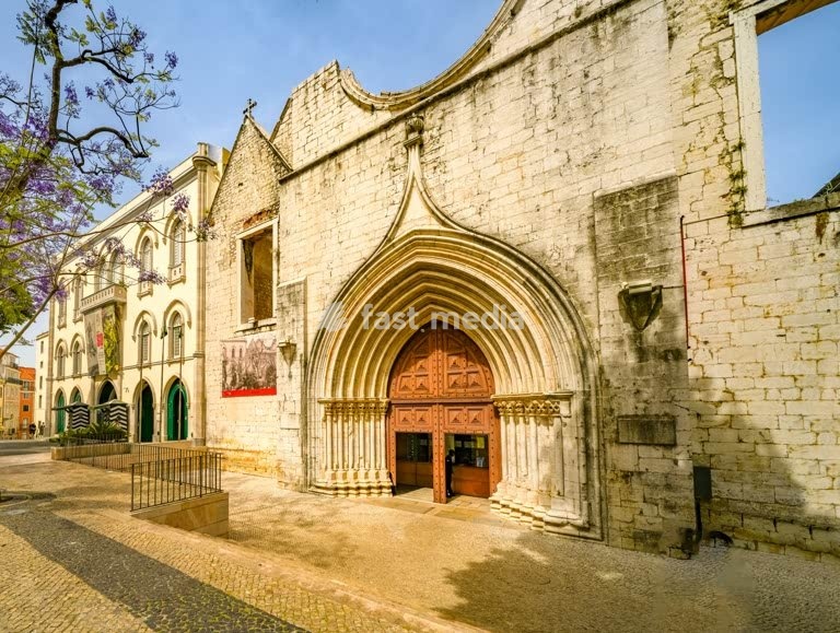 Carmo Convent Gothic portal, Largo do Carmo, Chiado, Lisbon, Portugal