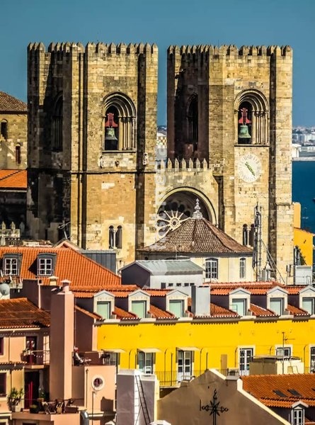 Lisbon. Cathedral Zé