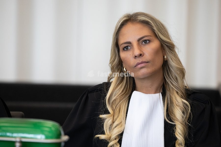 Justine De Poorter pictured during the composition of the jury in the case of D. De Kock and his ex-girlfriend R. Wuytack regarding the death of Dean Verberckmoes, before the Assizes Court of East-Flanders in Gent, on Monday 5 October 2026. De Kock is accused of manslaughter and the kidnapping of…