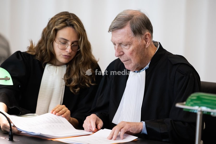 Lawyer Emeline Van Hooren and lawyer Jef Vermassen pictured during the composition of the jury in the case of D. De Kock and his ex-girlfriend R. Wuytack regarding the death of Dean Verberckmoes, before the Assizes Court of East-Flanders in Gent, on Monday 5 October 2026. De Kock is accused of…