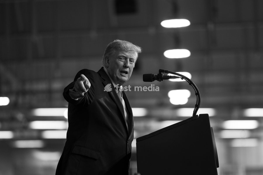 President Donald J. Trump delivers remarks at the Peterbilt Motors Company in Denton, Texas, Thursday, October 1, 2026