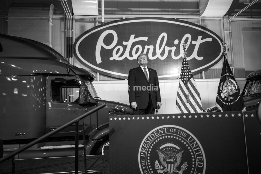 President Donald J. Trump delivers remarks at the Peterbilt Motors Company in Denton, Texas, Thursday, October 1, 2026