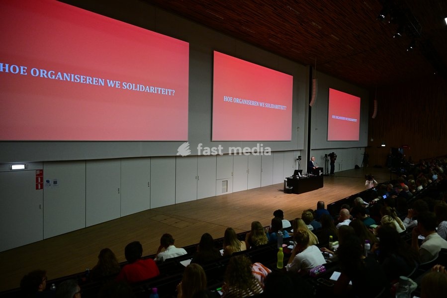 Vice-prime minister and minister and minister of Public Health and Social Affairs Frank Vandenbroucke pictured during the Introductory lecture for the Political Science Course by Professors Devos and Bouteca, Tuesday 6 October 2026, in UGent