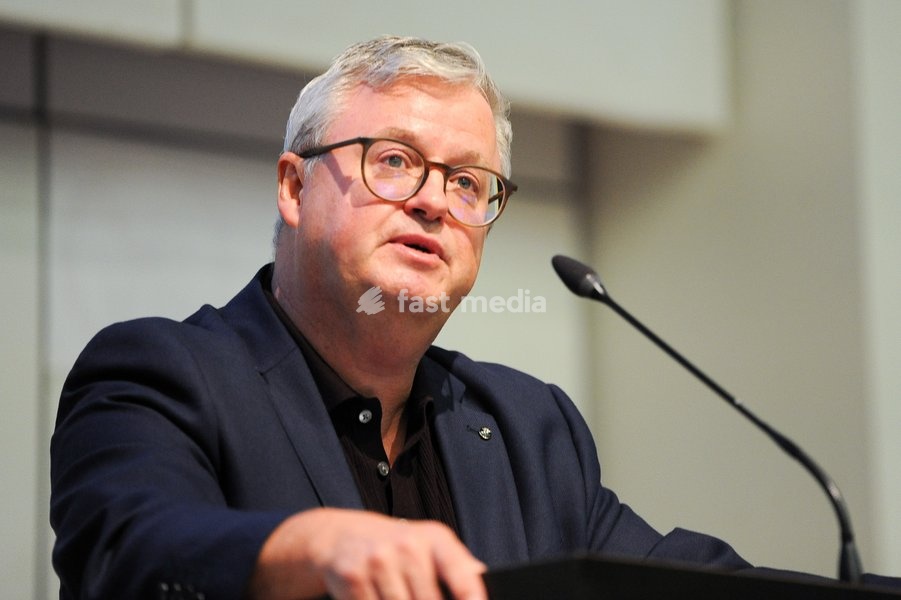 Professor Carl Devos pictured during the Introductory lecture for the Political Science Course by Professors Devos and Bouteca, Tuesday 6 October 2026, in UGent
