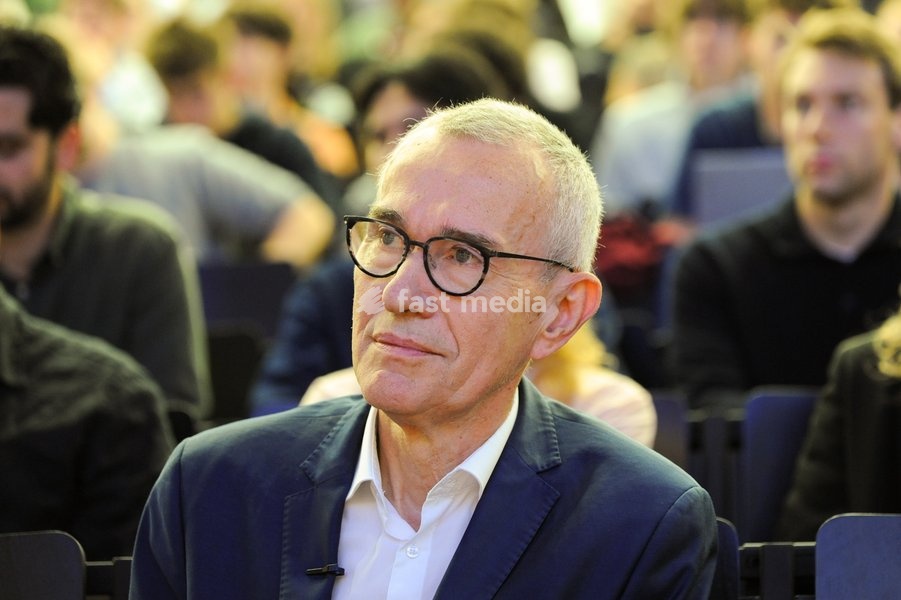 Vice-prime minister and minister and minister of Public Health and Social Affairs Frank Vandenbroucke pictured during the Introductory lecture for the Political Science Course by Professors Devos and Bouteca, Tuesday 6 October 2026, in UGent