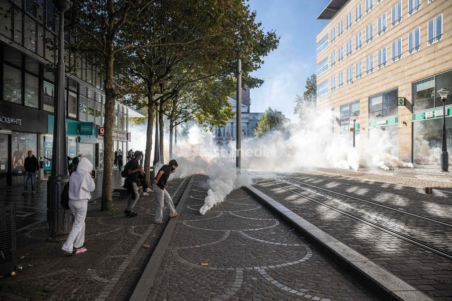 Incidents as students gather outside several schools in Liège during a protest against education reforms and budget cuts, on Tuesday 6 October 2026. Yesterday police arrested 16 people after the protests turned violent. The protests in French-speaking Belgium have been ongoing for months, following…